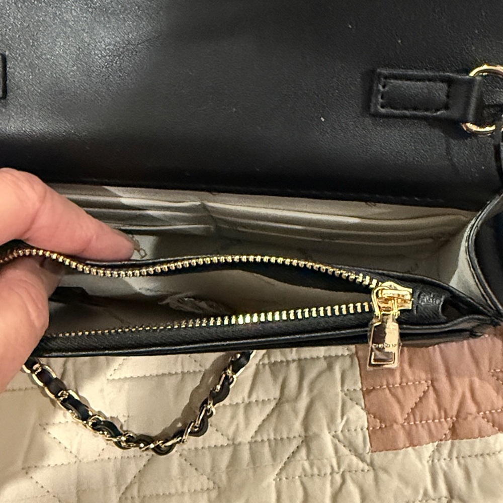 Black Quilted Crossbody Bag - Picture 10 of 11